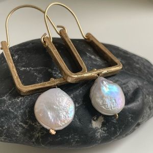 NWT Anthropologie Pearl Earrings